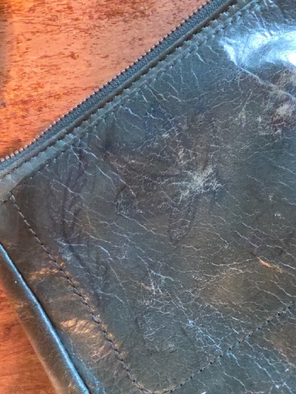 FINAL OFFER - Hobo Cadence in Forest Green - Picture 6 of 9